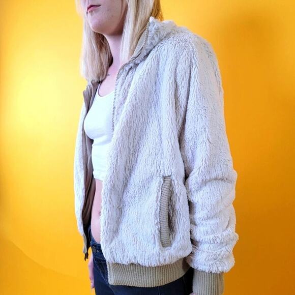 2014 Patagonia Fuzzy Fleece Cream White Parka Jacket - S - Picture 7 of 12